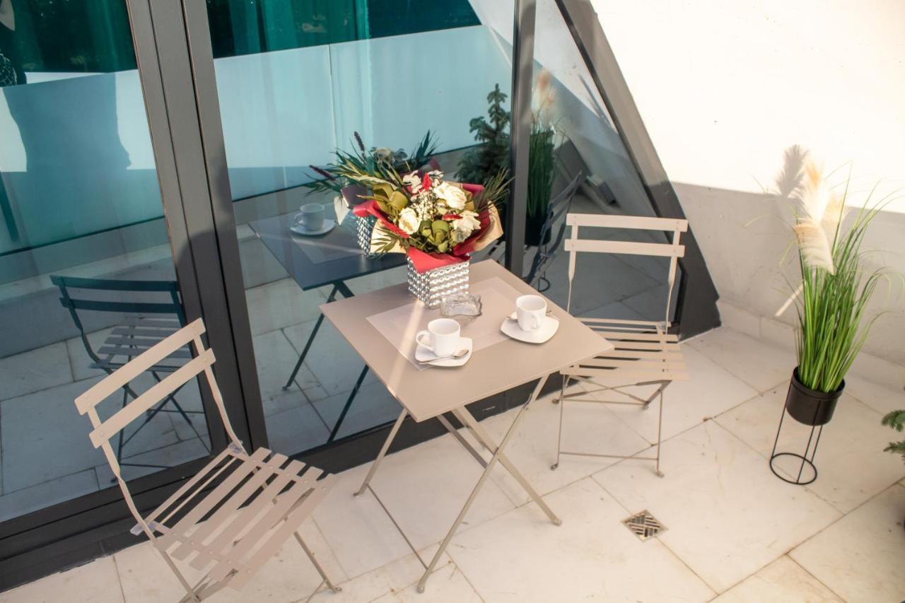 Wings Luxury Suites Cluj Napoca Bagian luar foto